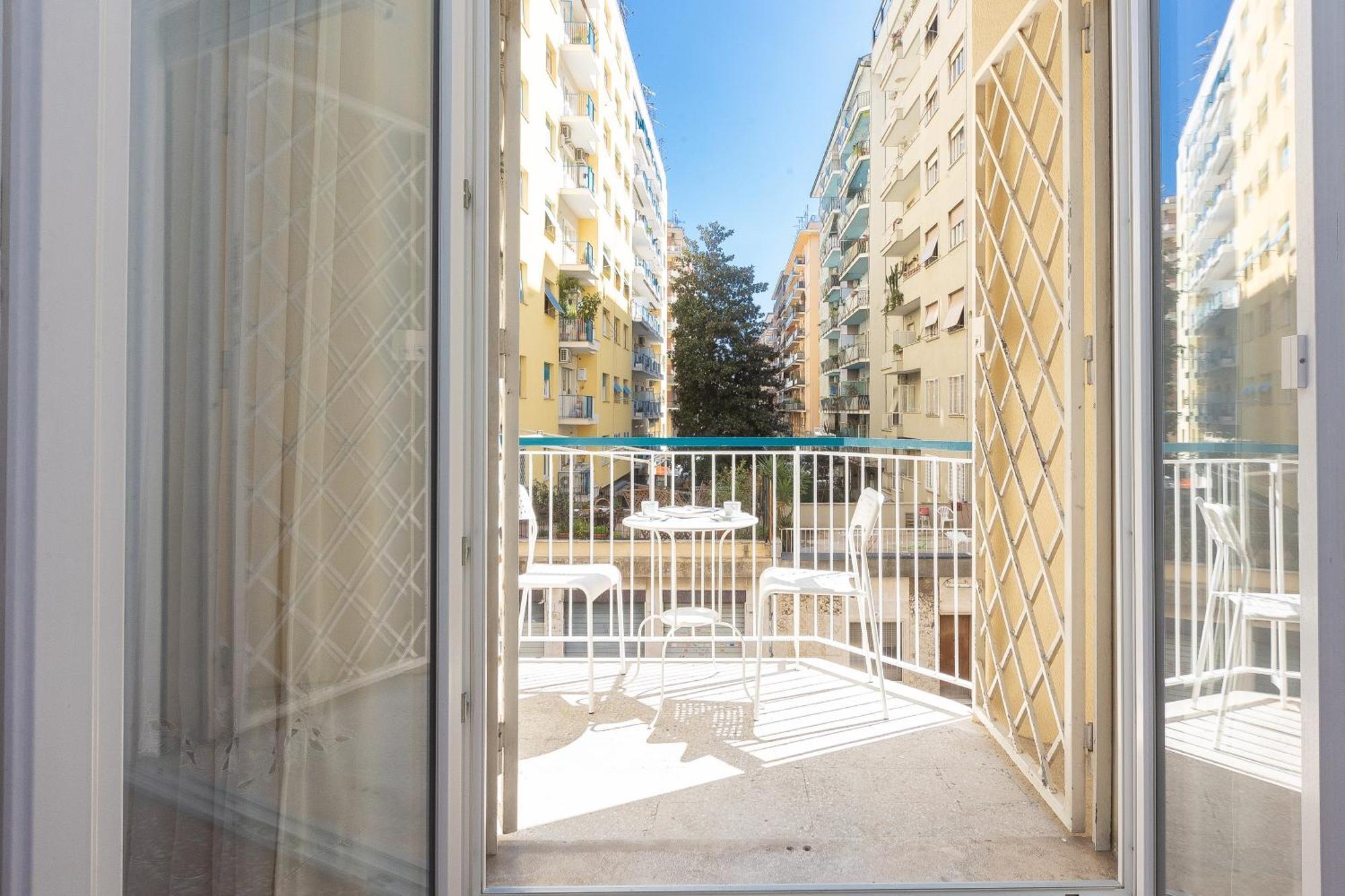 In Rome-garbatella Apartment